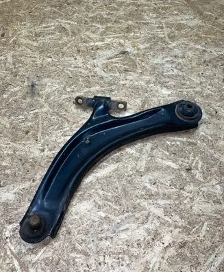 Nissan Qashqai Rear upper control arm/wishbone 3816901