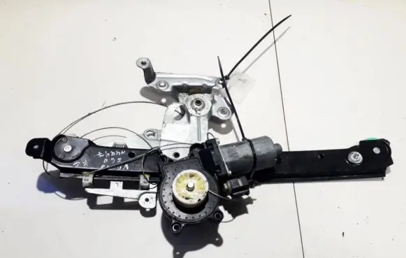 Volvo S60 Sliding door window regulator with motor