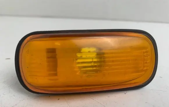 Saab 9-5 Front fender indicator light 9124132