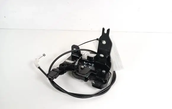 Mercedes-Benz CLS C218 X218 Seat back rest lock catch A2189200072