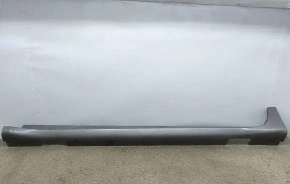 Chrysler Pacifica Sill 