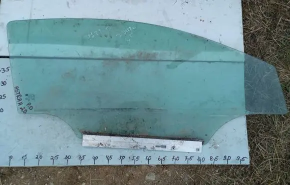 Opel Astra H Front door window/glass (coupe) 43R001582 E000199 AS2M3240DOT882