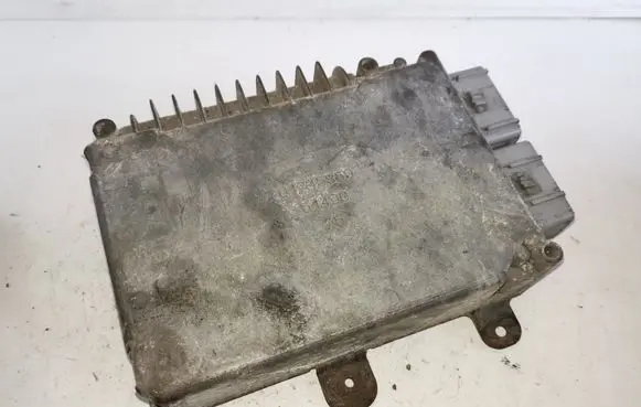 Chrysler Voyager Engine control unit/module P04727402AI 04727402AI