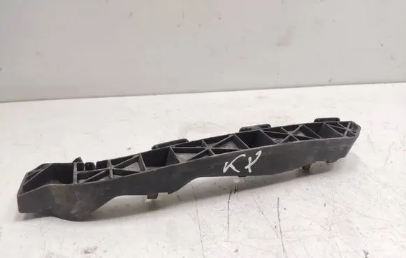 Hyundai i40 Front bumper mounting bracket 865133Z000