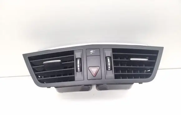 Mercedes-Benz E C207 W207 Dash center air vent grill A2078300054