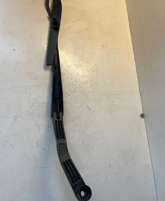 Subaru Outback Front wiper blade arm 35551LD