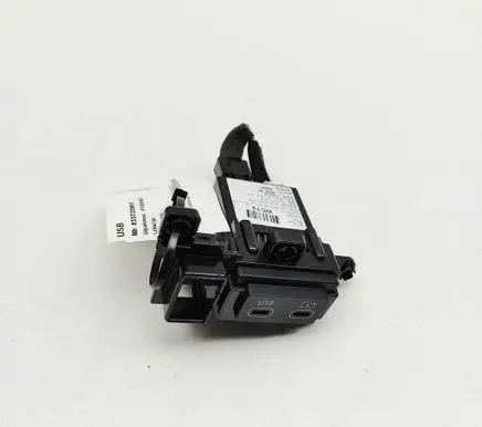 Genesis GV60 USB socket connector 96120CU000