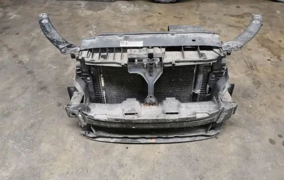 Volkswagen Tiguan Front piece kit 5N0965218TT