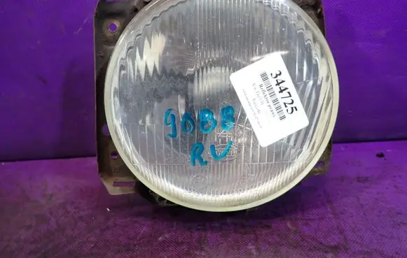 Volkswagen Golf III Headlight/headlamp 7R01401