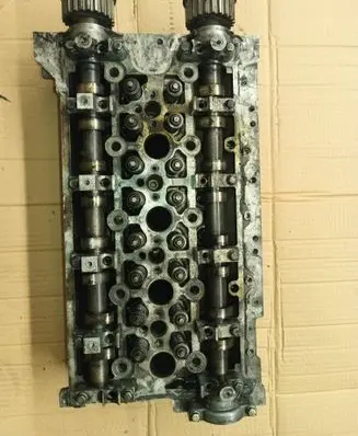 Renault Master II Engine head 12012R604712035150 8735092002147