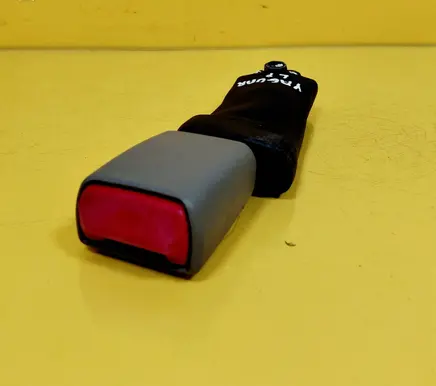 Chrysler Voyager Front seatbelt buckle