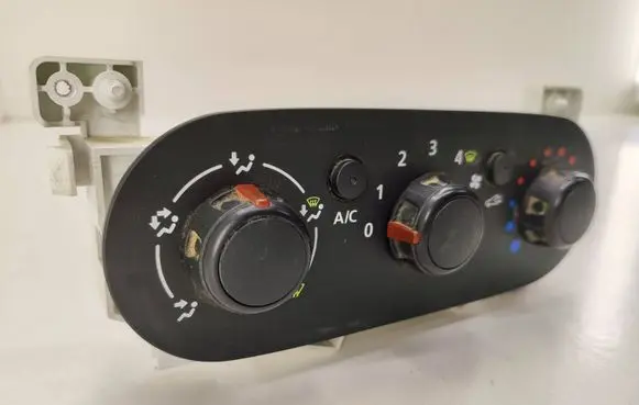 Renault Trafic III (X82) Climate control unit 30080060 1093049 X82CAMAN