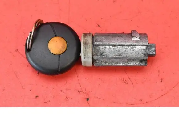 Smart ForTwo I Ignition lock 