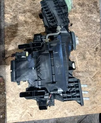 BMW 5 F10 F11 Interior heater climate box assembly 9197019 0584696 X5846005