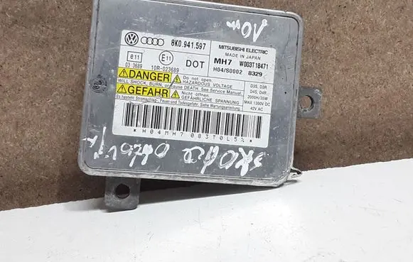 Skoda Octavia Mk2 (1Z) Headlight ballast module Xenon
