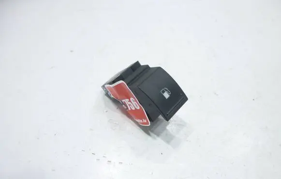 Volkswagen Golf Plus Fuel tank opening switch 1T0959833A 066701S