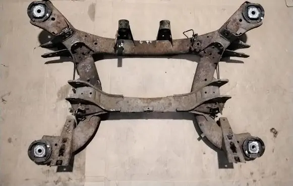 BMW X5 E70 Rear subframe 