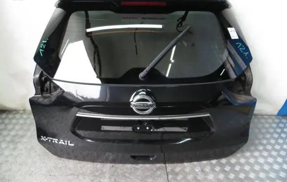 Nissan X-Trail T32 Truck tailgate 