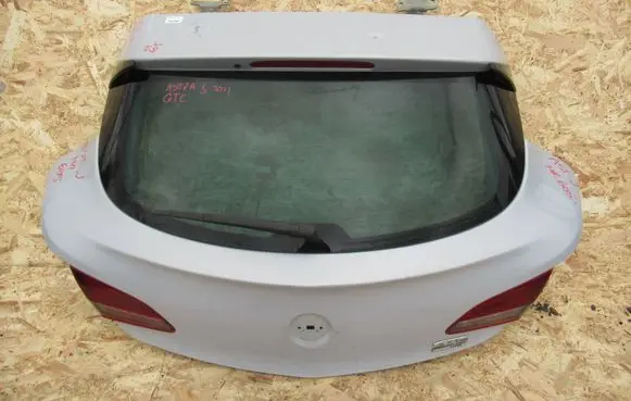 Opel Astra J Tailgate/trunk/boot lid