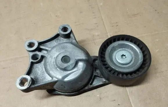 Peugeot 308 Alternator belt tensioner 9676854880