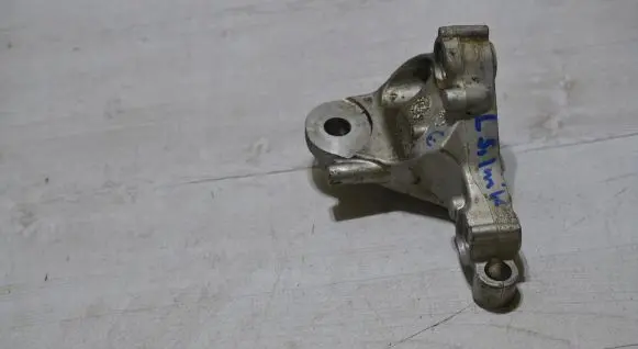 Alfa Romeo Giulia Engine mounting bracket 50545196