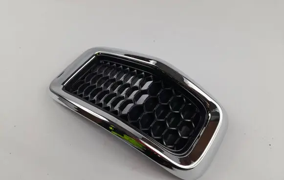 Jeep Cherokee Front grill 68303626AA