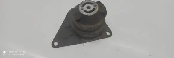 Volkswagen Polo III 6N 6N2 6NF Engine mount bracket 6N0199262