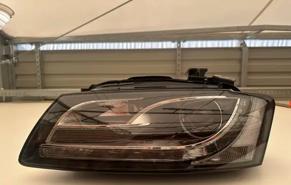 Audi A5 8T 8F Headlight/headlamp 8T0941003Q