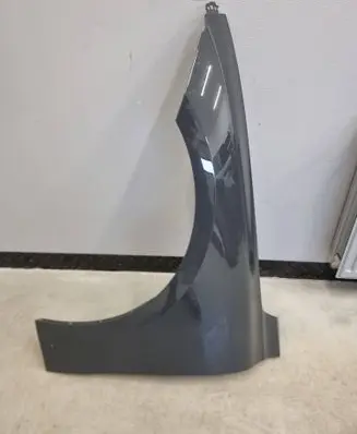 Audi A6 etron 85E Fender