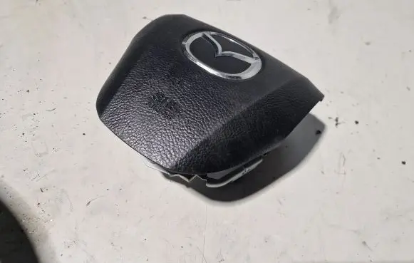 Mazda 6 Steering wheel airbag