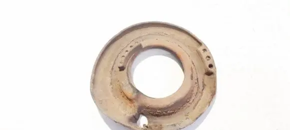 Ford Focus Front coil spring rubber mount av615599ce av61-5599-ce