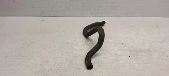 Opel Insignia A Engine coolant pipe/hose GM13220154 565563897