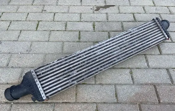 Audi Q5 SQ5 Intercooler radiator 8K0145805E 8ML376746 8ML376746181
