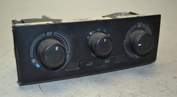 Skoda Fabia Mk2 (5J) Climate control unit 5J0820045 H2242002