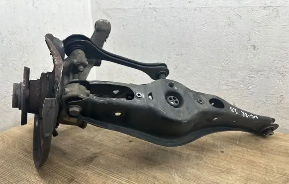 Volkswagen Golf VIII Rear wheel hub spindle/knuckle 5WA505436G