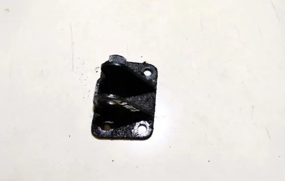 Mini One - Cooper R50 - 53 Engine mounting bracket