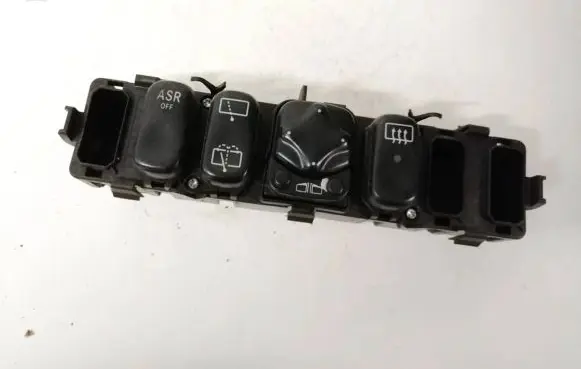 Mercedes-Benz A W168 Windscreen/window heater switch 1688203610 33010901