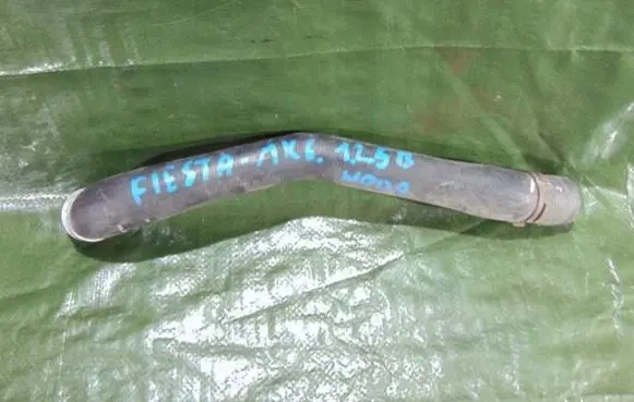 Ford Fiesta Engine coolant pipe/hose