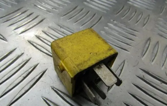 BMW 5 E34 Other relay 61311378301 61.311378301