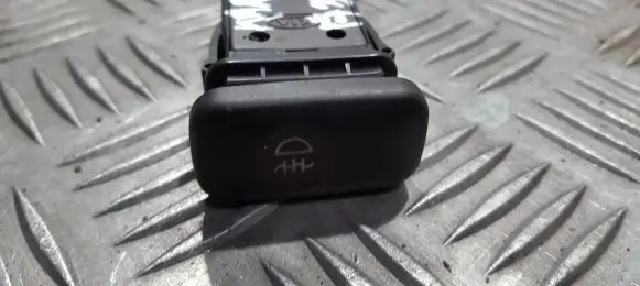 Fog light switch
