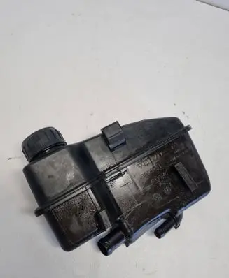 Volvo V70 Power steering fluid tank/reservoir 30645621