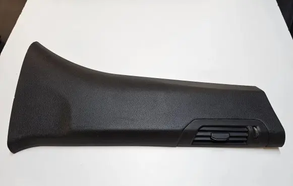 Jeep Grand Cherokee WL (B) pillar trim (bottom) 6MN34TRMAA 6MN34TX7AA