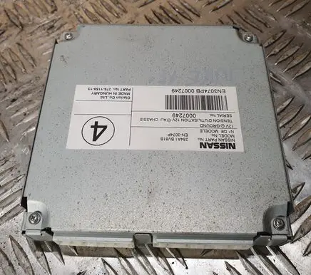 Nissan Juke I F15 Engine control unit/module 284A1BV81B EN3074P 0007249