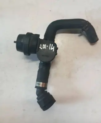 Volvo V40 Engine coolant pipe/hose 31338891