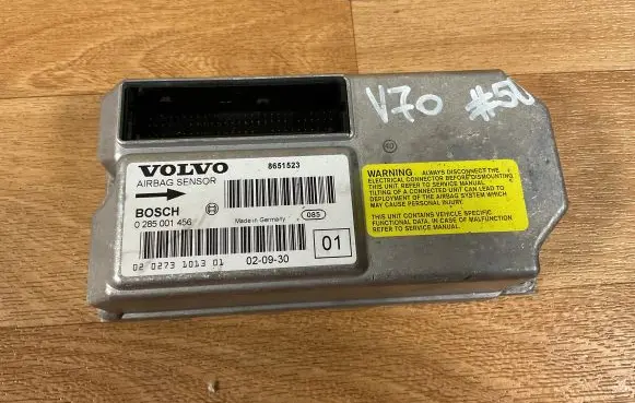 Volvo V70 Airbag control unit/module 8651523