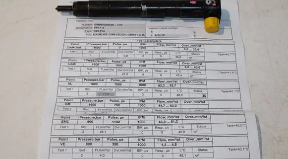 Mercedes-Benz Sprinter W906 Fuel injector A6510700587