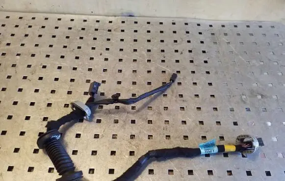 Chevrolet Orlando Tailgate/trunk wiring harness 95211905 2D07TJ8 905190504