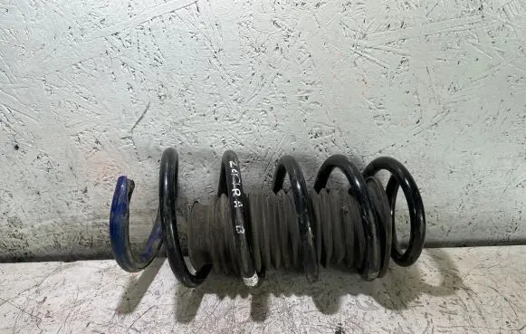 Opel Zafira B Front coil spring