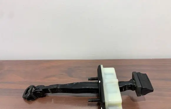 Alfa Romeo Stelvio Rear door check strap stopper 94904649 949A134