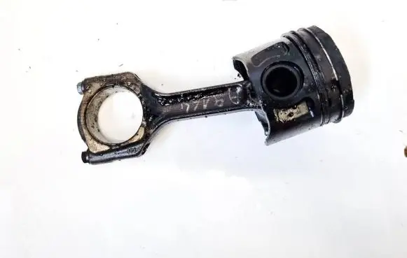 Opel Insignia A Piston with connecting rod